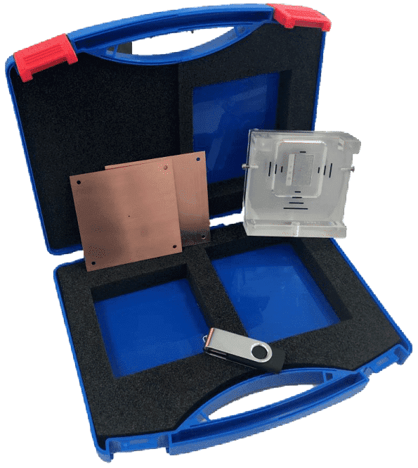 Valise Mire dentaire ouverte avec clé USB